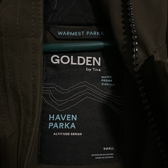 Golden by TNA Parka - Picture 2 of 4
